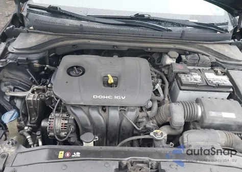 2017 Hyundai Elantra Value Edition z USA, uszkodzony, nr VIN 5NPD84LF6HH129554